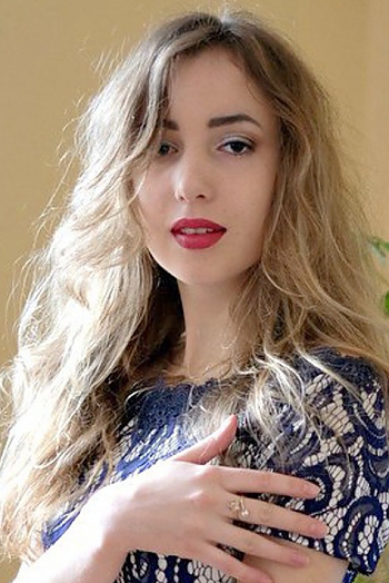 Tatyana, 27 years old from Ukraine, Marianivka