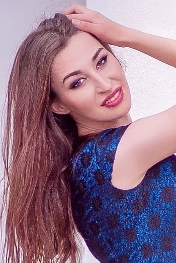 Irina, 29 years old from Ukraine, Nikopol