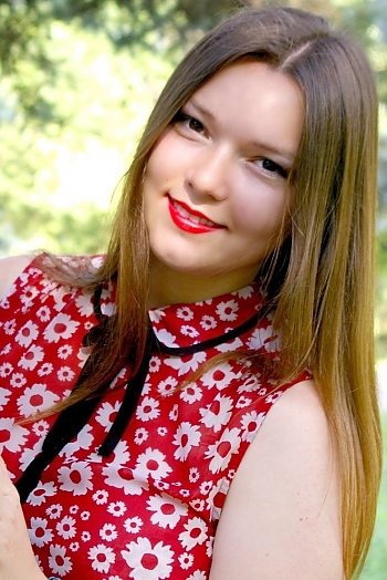 Olga, 26 years old from Ukraine, Zaporozhye