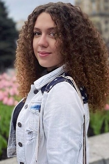 Galina, 25 years old from Ukraine, Kiev
