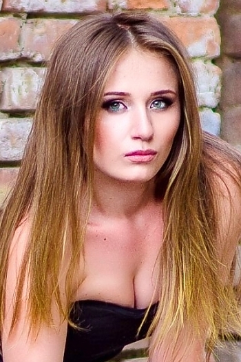 Katerina, 27 years old from Ukraine, Nikopol