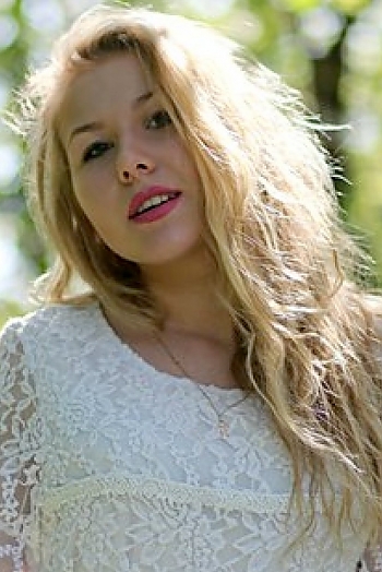 Oksana, 26 years old from Ukraine, Odessa