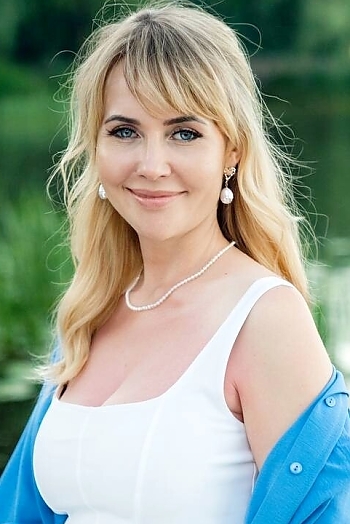Nelya, 39 years old from Ukraine, Kyiv