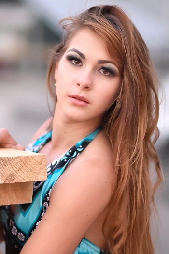 Alena, 29 years old from Ukraine, Sumy