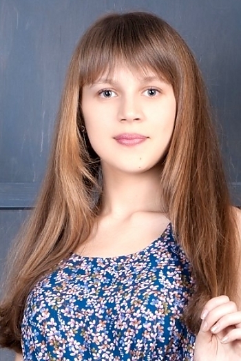 Tatiana, 25 years old from Ukraine, Nikolaev
