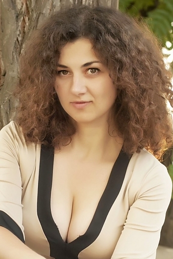 Lyudmila, 32 years old from Ukraine, Nikolaev