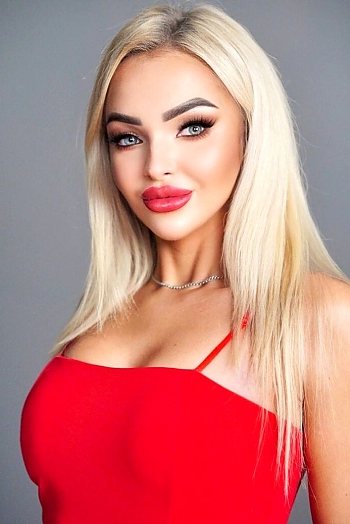 Alyona, 26 years old from Ukraine, Kyiv