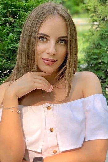 Viktoria, 32 years old from Ukraine, Rovno