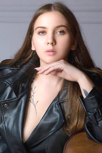 Orina, 19 years old from Ukraine, Zaporozhye