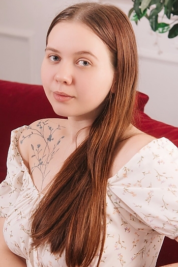 Orina, 19 years old from Ukraine, Zaporozhye