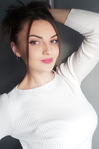 Evgeniia, 31 years old from Ukraine, Kemenchug