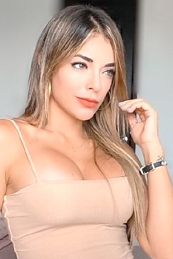 Camila, 28 years old from Colombia, Medellin