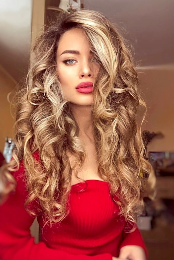 ID: 2160067,  Maria, 31