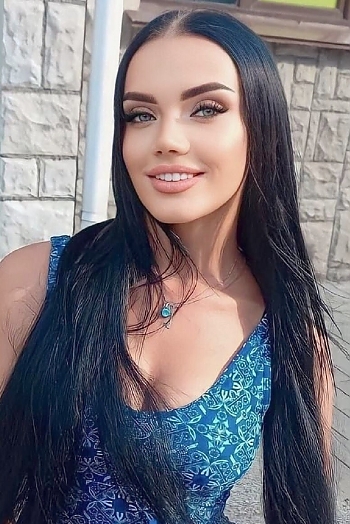 Yulia, 28 years old from Ukraine, Kiev