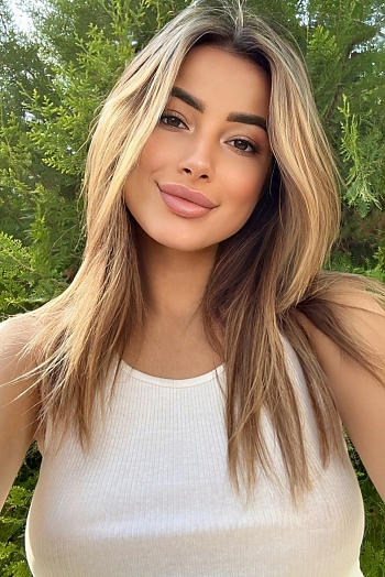 Ilona, 24 years old from Ukraine, Kiev