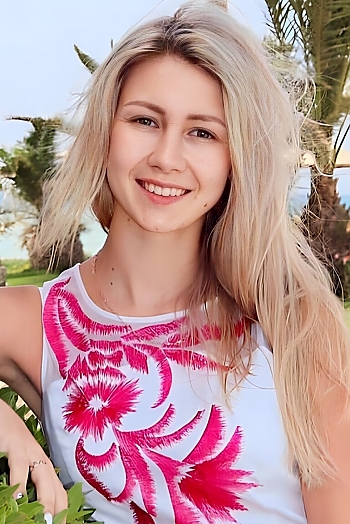 Yuliya, 26 years old from Ukraine, Kiev