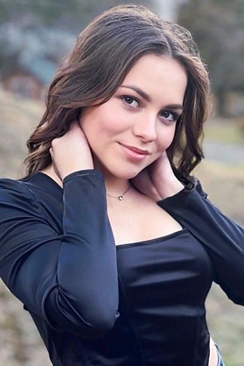 Mariia, 19 years old from Ukraine, Ivano-Frankivsk