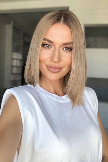 Iryna, 39 years old from Ukraine, Kiev