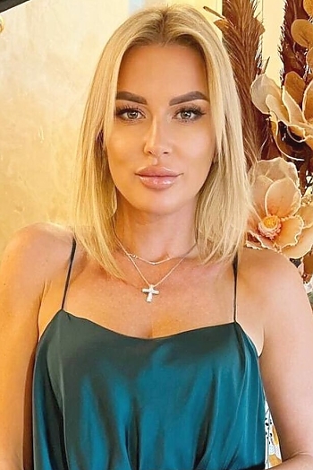 Iryna, 38 years old from Ukraine, Kiev