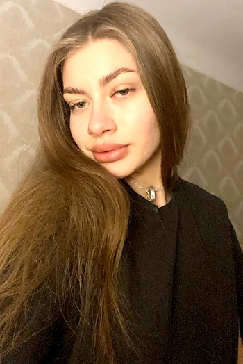 Yelyzaveta, 21 years old from Ukraine, Kiev