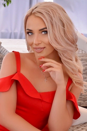 Anna, 29 years old from Ukraine, Dnipro