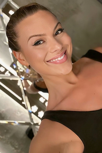 Victoria, 36 years old from England, London