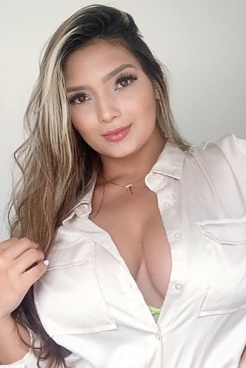 Valentina, 24 years old from Colombia, Medelin