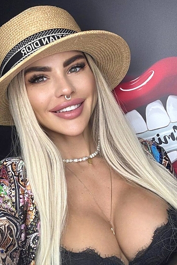 ID: 2349810,  Yulia, 35