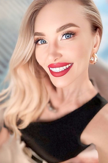 Yaroslava, 35 years old from UAE, Dubai