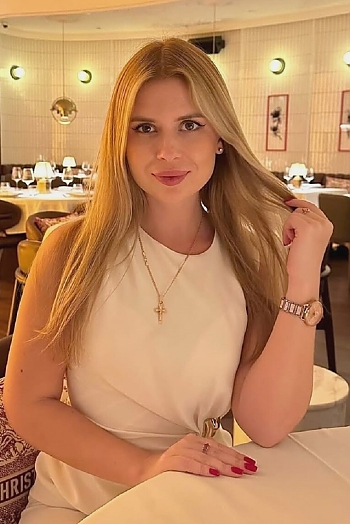 ID: 2379472,  Alina, 29