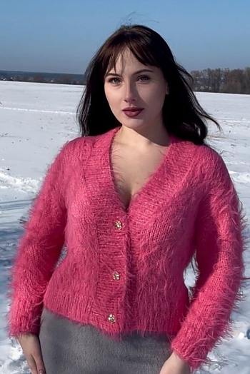 ID: 2382536,  Liana, 25