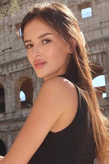 Daryna, 22 years old from Ukraine, Kyiv