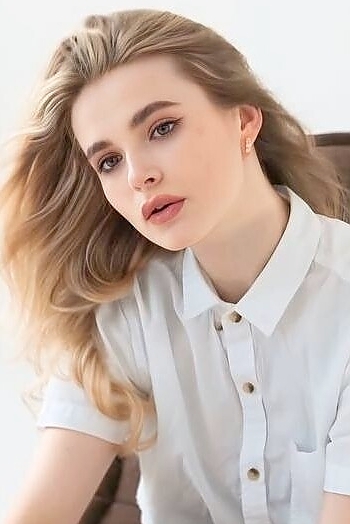 Victoria, 21 years old from Ukraine, Kyiv