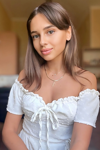 Alina, 27 years old from Ukraine, Kyiv Oblast