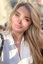 'сделать главным фото '