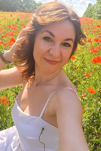 ID: 2390130,  Svitlana, 42