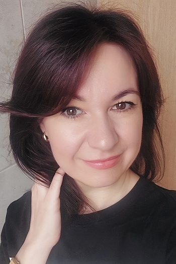 ID: 2390130,  Svitlana, 42