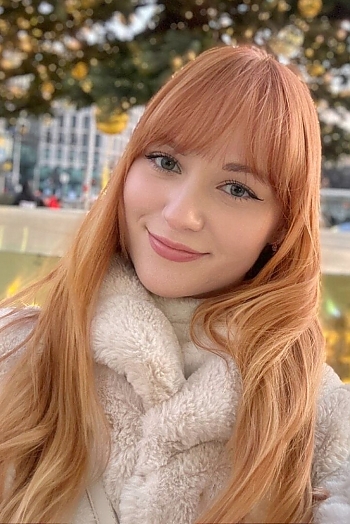 ID: 2391457,  Veronika, 24