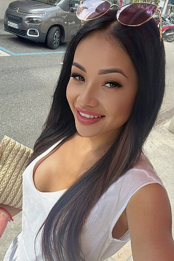 Alla, 34 years old from Ukraine, Dnipro