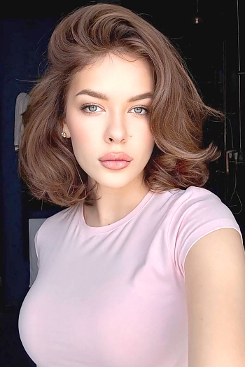 ID: 2393926,  Zlata, 21