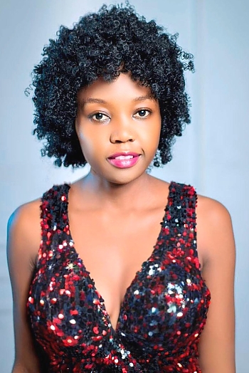 ID: 2393966,  Tina, 34