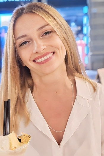 ID: 2394272,  Olga, 48