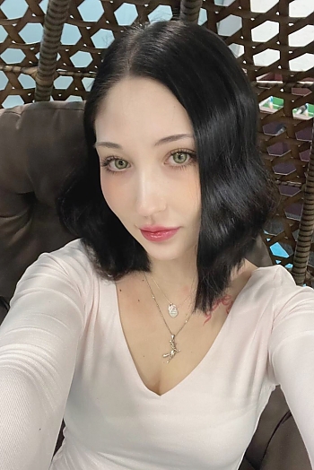 ID: 2394279,  Diana, 23