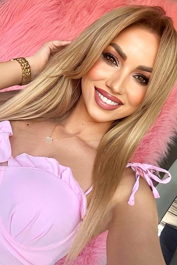 ID: 2394398,  Alena, 33