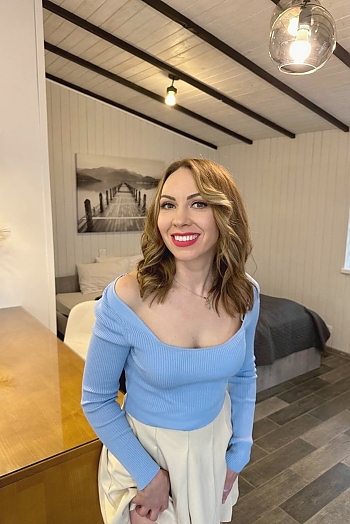 ID: 2394526,  Natalia, 43