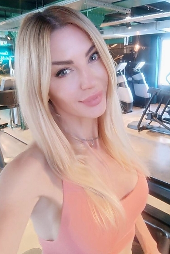 ID: 2394590,  Marina, 43