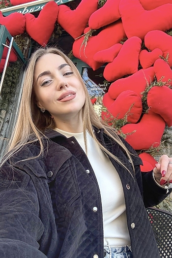 ID: 2394772,  Yana, 33