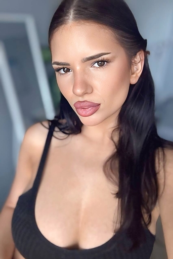 ID: 2394811,  Diana, 24