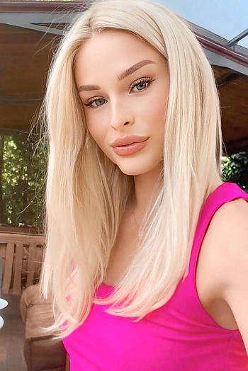 ID: 2394814,  Yuliia, 35