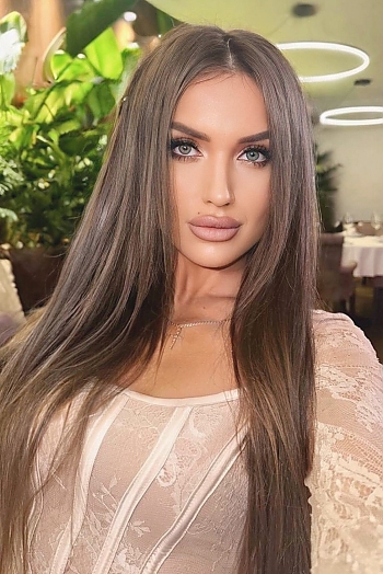 ID: 2395097,  Karina, 25